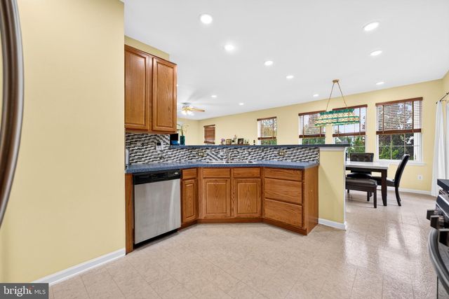 9 KINGSTONE LN, East Windsor Twp, NJ 08520