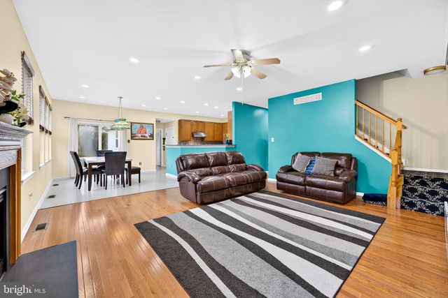 9 KINGSTONE LN, East Windsor Twp, NJ 08520