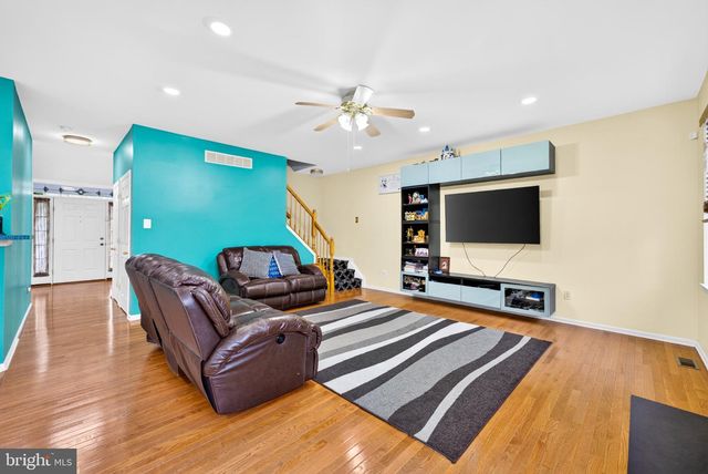 9 KINGSTONE LN, East Windsor Twp, NJ 08520
