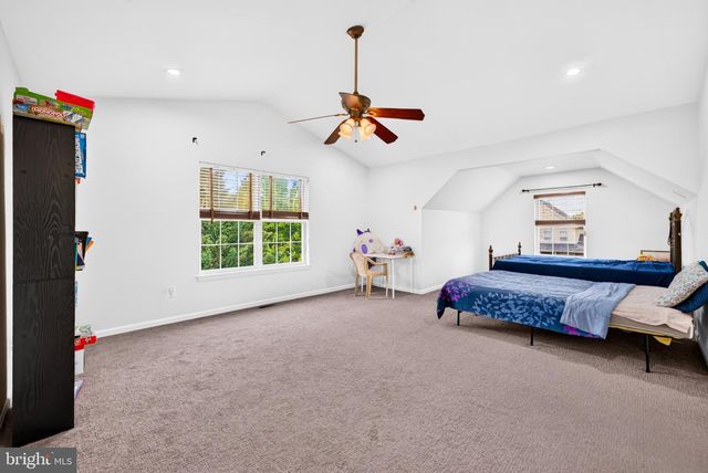 9 KINGSTONE LN, East Windsor Twp, NJ 08520