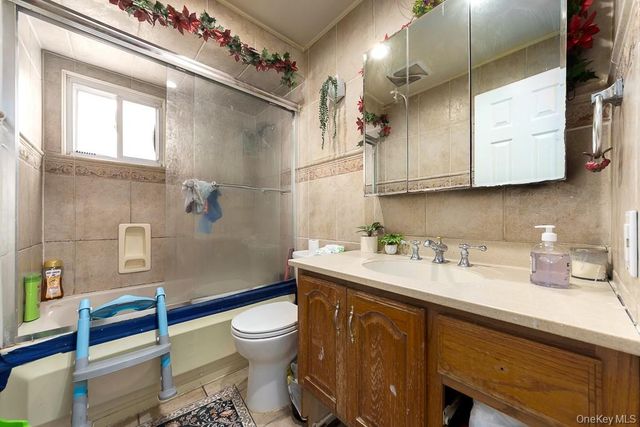 580 Maple Street, West Hempstead, NY 11552