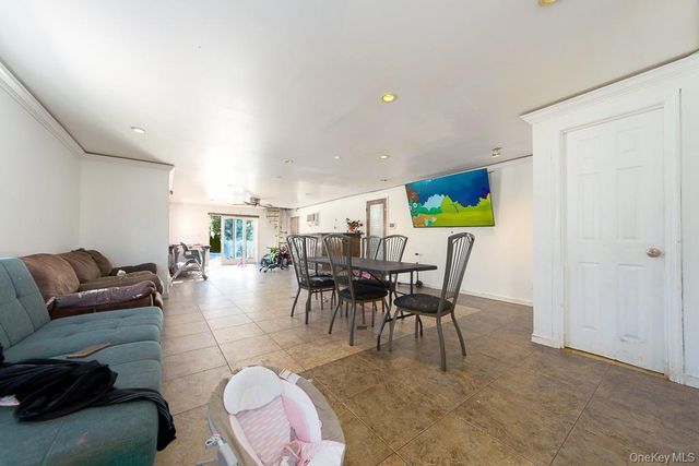 580 Maple Street, West Hempstead, NY 11552