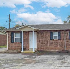 404 Thompsonville Lane #20, Oak Grove, KY 42262