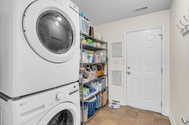 109 Runnymeade Lane, Spartanburg, SC 29301
