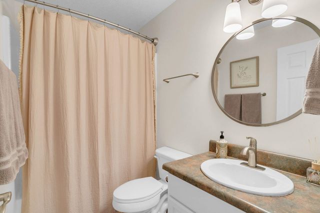109 Runnymeade Lane, Spartanburg, SC 29301