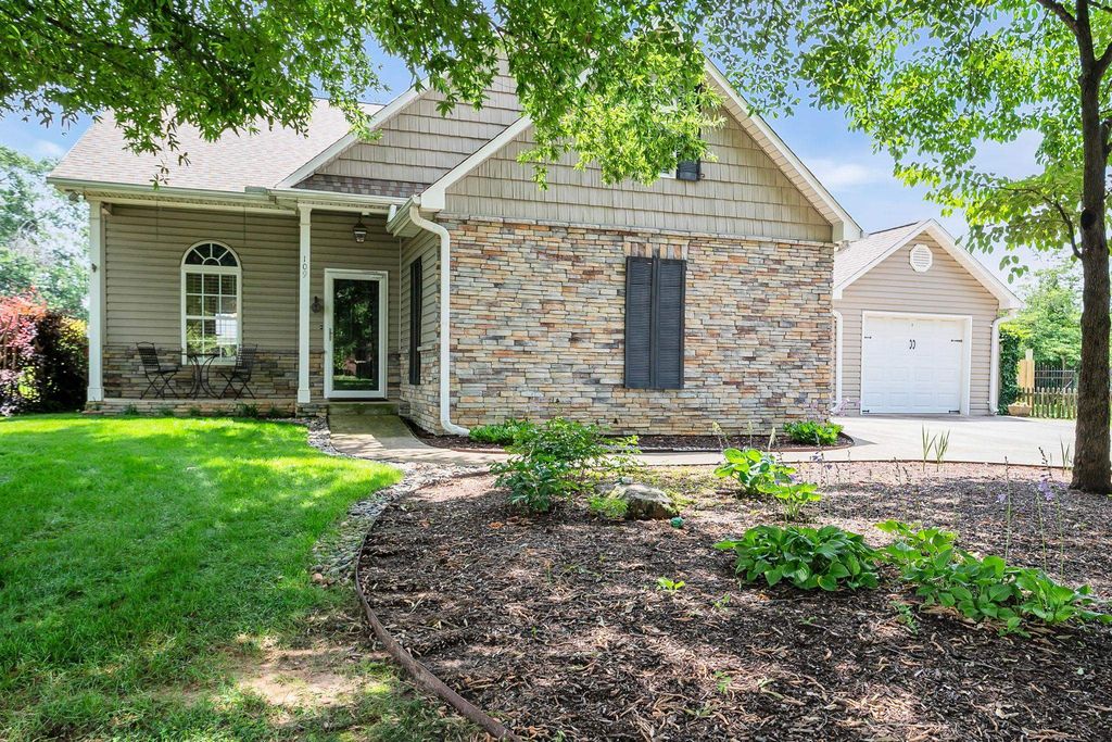 109 Runnymeade Lane, Spartanburg, SC 29301