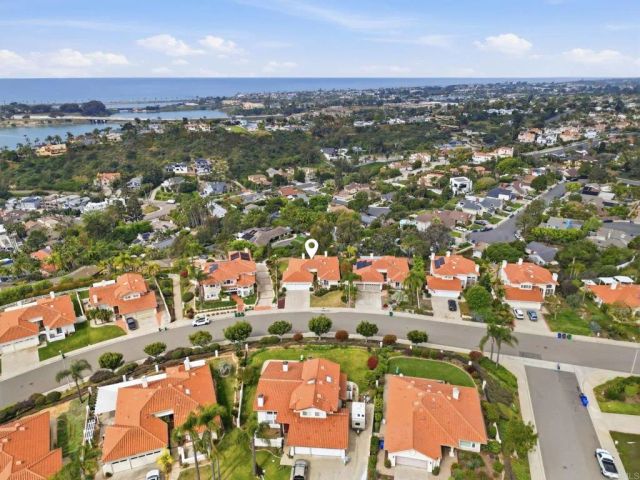 4425 Sunnyhill Drive, Carlsbad, CA 92008