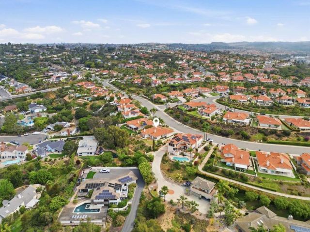 4425 Sunnyhill Drive, Carlsbad, CA 92008