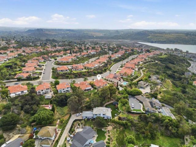 4425 Sunnyhill Drive, Carlsbad, CA 92008