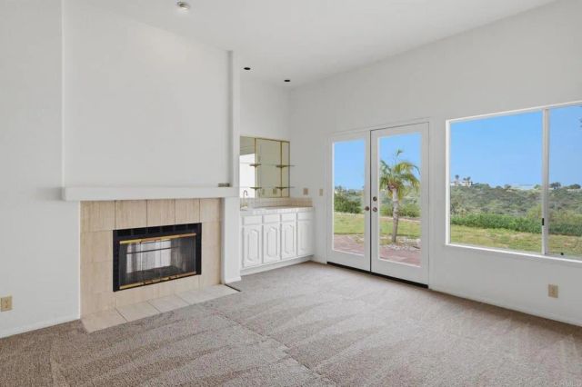 4425 Sunnyhill Drive, Carlsbad, CA 92008