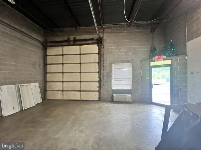 101 Skipjack Rd Ste 11, Prince Frederick, MD 20678