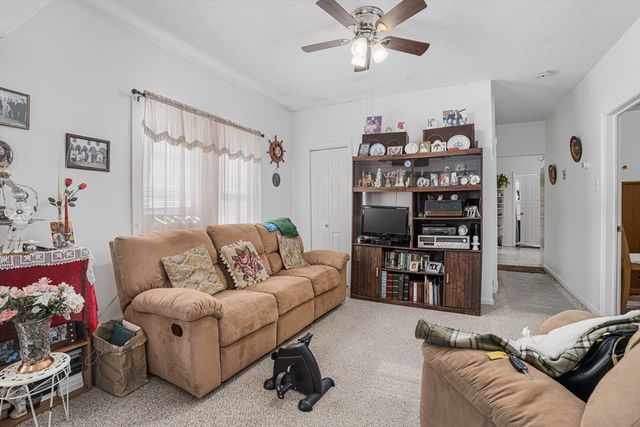 199 Bonney St, New Bedford, MA 02740