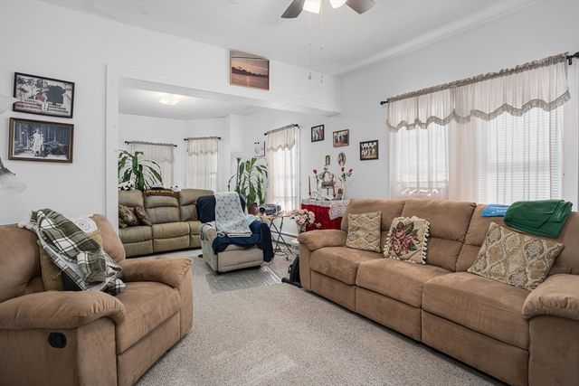 199 Bonney St, New Bedford, MA 02740