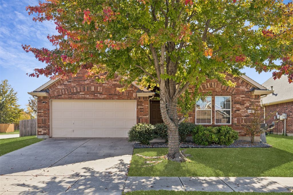 5801 Greenmeadow Drive, Denton, TX 76226