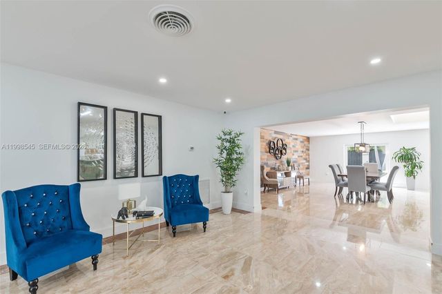 17420 SW 84th Ct, Palmetto Bay, FL 33157