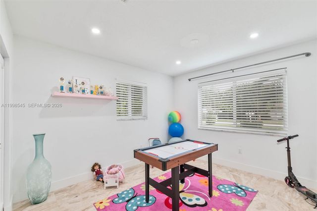 17420 SW 84th Ct, Palmetto Bay, FL 33157