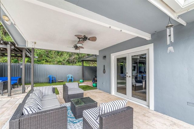 17420 SW 84th Ct, Palmetto Bay, FL 33157