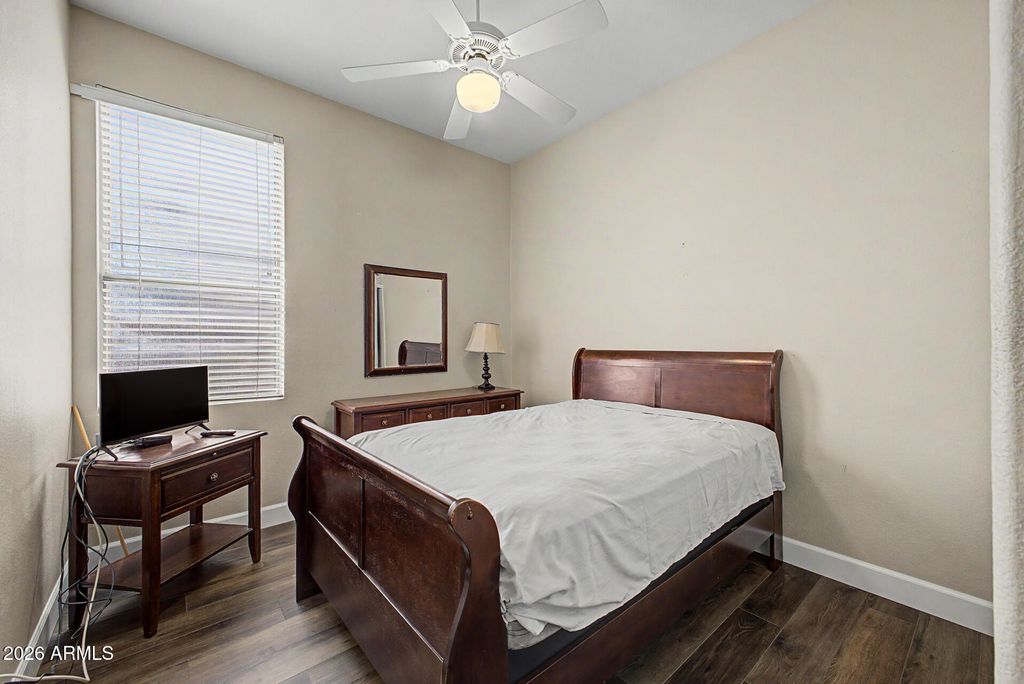 Image 22 of property listing at 6526 W ORAIBI Drive, Glendale, AZ 85308