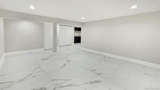 58 Rutland Road, Freeport, NY 11520