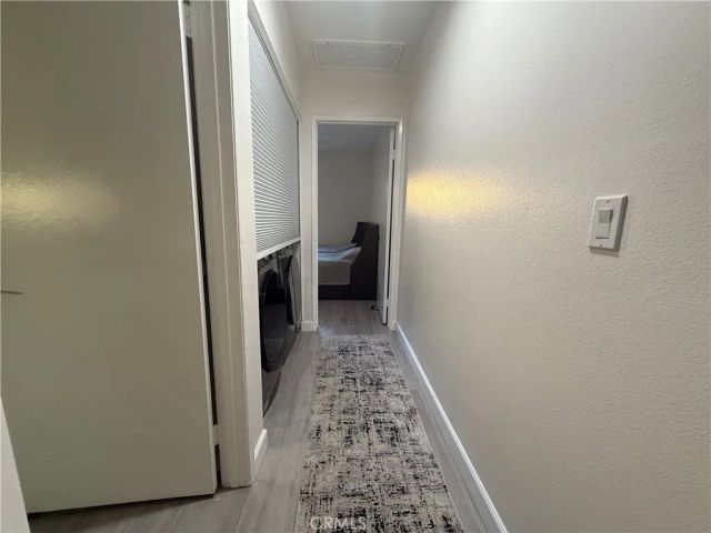 9702 Via Roma, Burbank, CA 91504