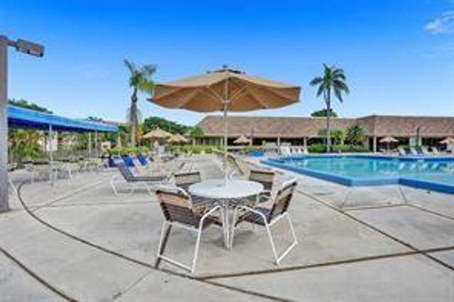 2941 N Nob Hill Road 112, Sunrise, FL 33322