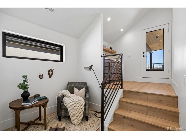2832 Vallejo St, Denver, CO 80211