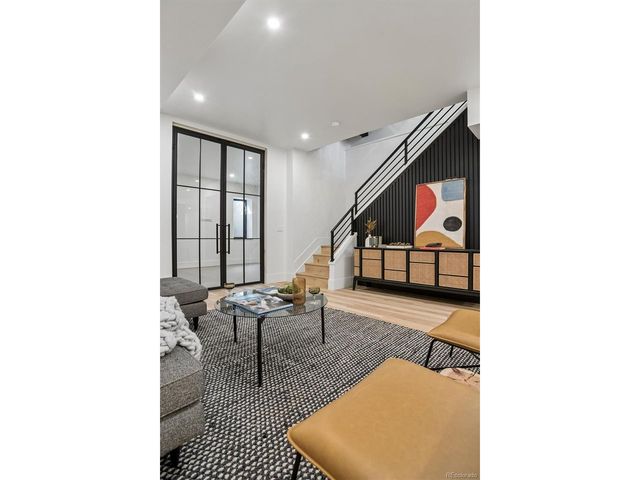 2832 Vallejo St, Denver, CO 80211