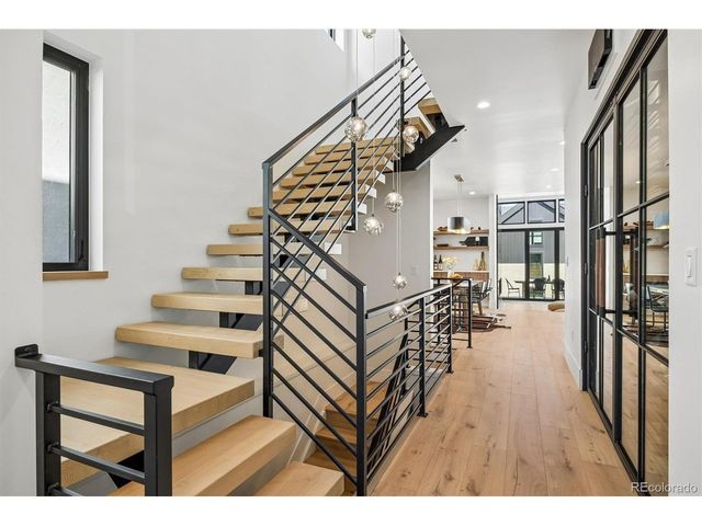 2832 Vallejo St, Denver, CO 80211