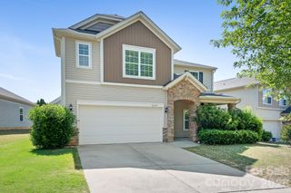 2059 Blue Iris Drive, Matthews, NC 28104