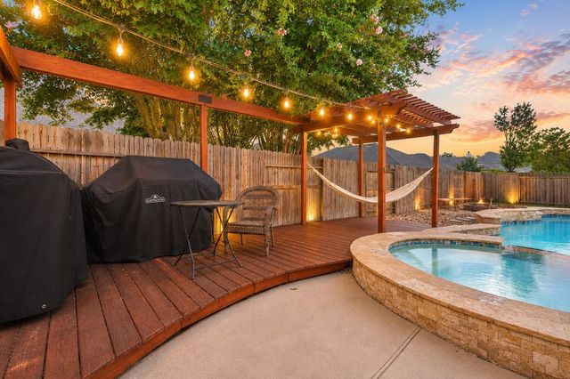 2890 Colony Cone Cir, Dickinson, TX 77539