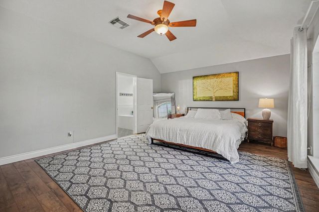 2890 Colony Cone Cir, Dickinson, TX 77539