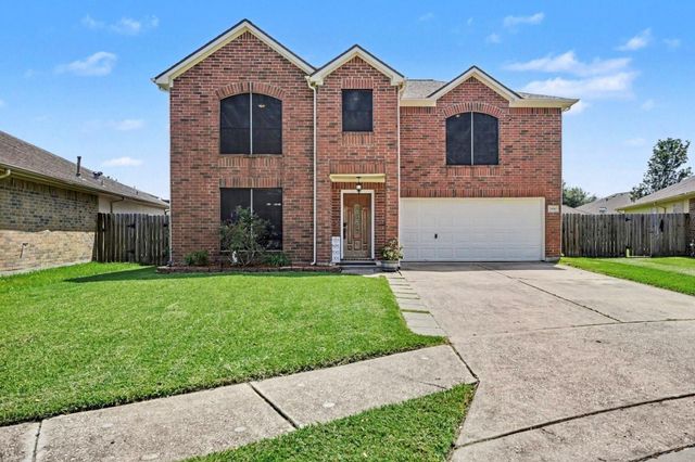 2890 Colony Cone Cir, Dickinson, TX 77539