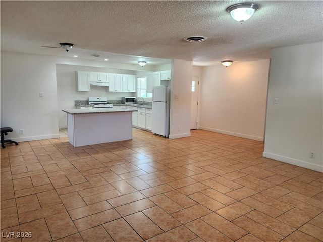 3309 Crawford Street, North Las Vegas, NV 89030