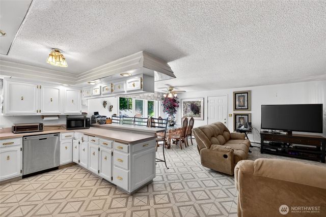 29024 55th Avenue S, Auburn, WA 98001