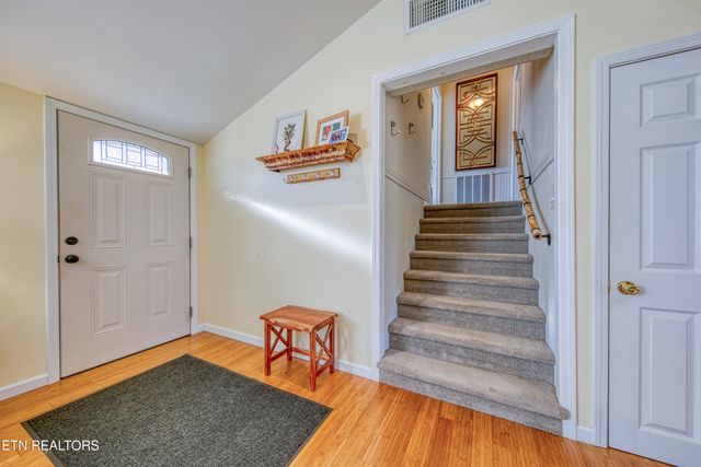 2000 Shangri La Drive, Knoxville, TN 37914