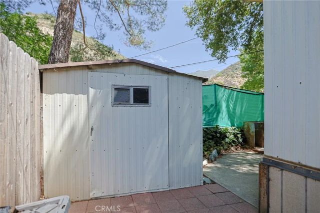 24210 E East Fork 38, Azusa, CA 91702