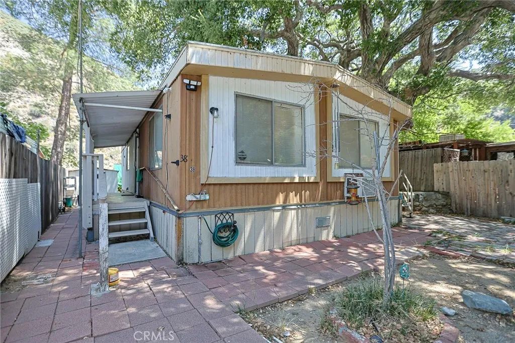 24210 E East Fork 38, Azusa, CA 91702