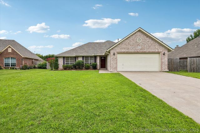 4611 S 200th East Avenue, Broken Arrow, OK 74014