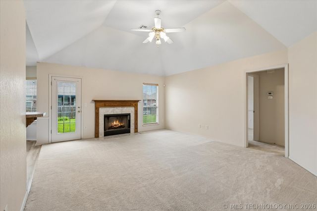 4611 S 200th East Avenue, Broken Arrow, OK 74014