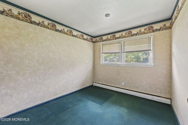 39 Virginia Terrace, Red Bank, NJ 07701