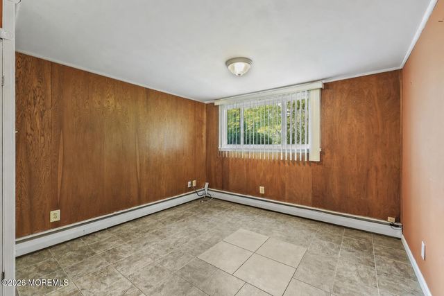 39 Virginia Terrace, Red Bank, NJ 07701