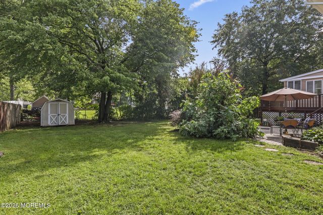 39 Virginia Terrace, Red Bank, NJ 07701
