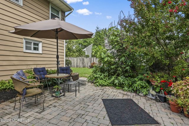 39 Virginia Terrace, Red Bank, NJ 07701