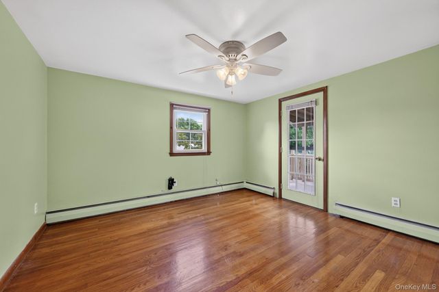 20 Hudson Drive, New Windsor, NY 12553