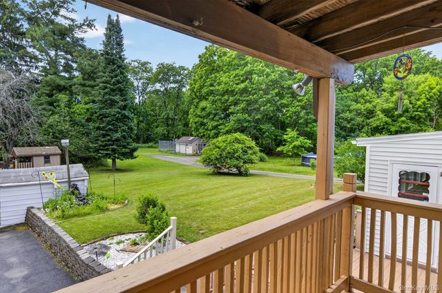 20 Hudson Drive, New Windsor, NY 12553