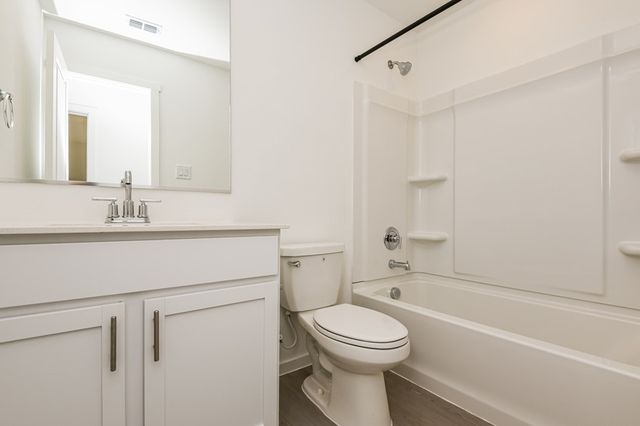 2700 Mistwood, Benbrook, TX 76108