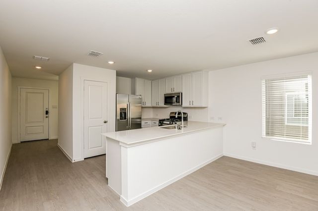 2700 Mistwood, Benbrook, TX 76108