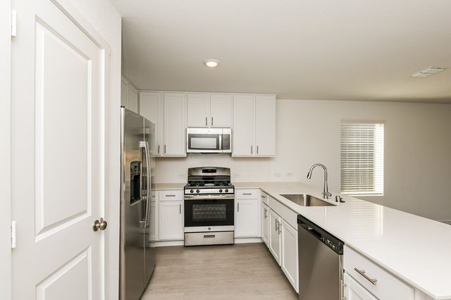 2700 Mistwood, Benbrook, TX 76108