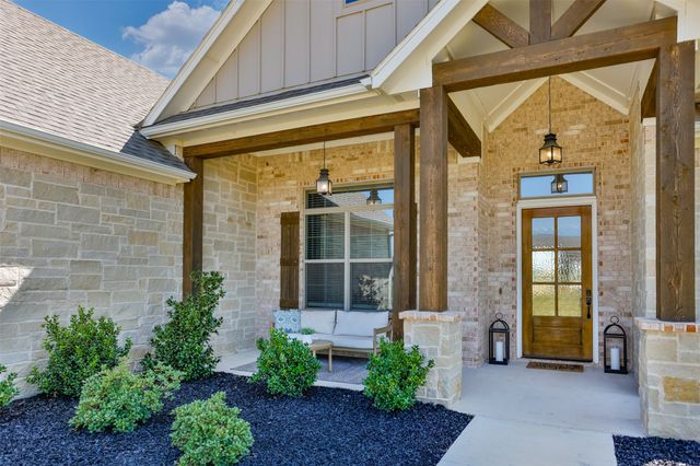 24 Dove Landing, Valley View, TX 76272