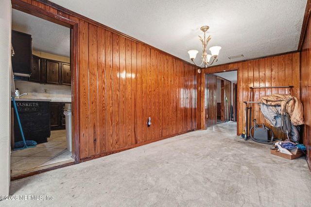 118 FIELDS Avenue, Jacksonville, FL 32218